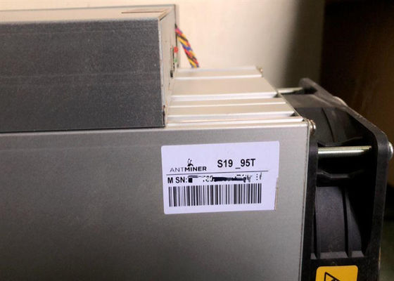 อีเธอร์เน็ต Asic Bitcoin Miner 3250W Bitmain Antคนขุดแร่ S19 95T มือสอง