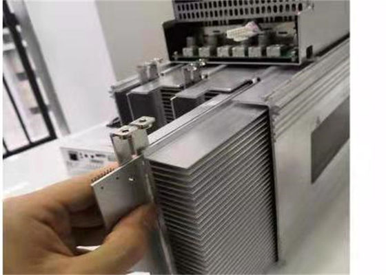 มือสอง Asic Bitcoin Miner Whatsคนขุดแร่ M20s 70TH/S 3360W